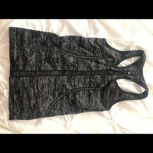 Lulu lemon swiftly tech tank